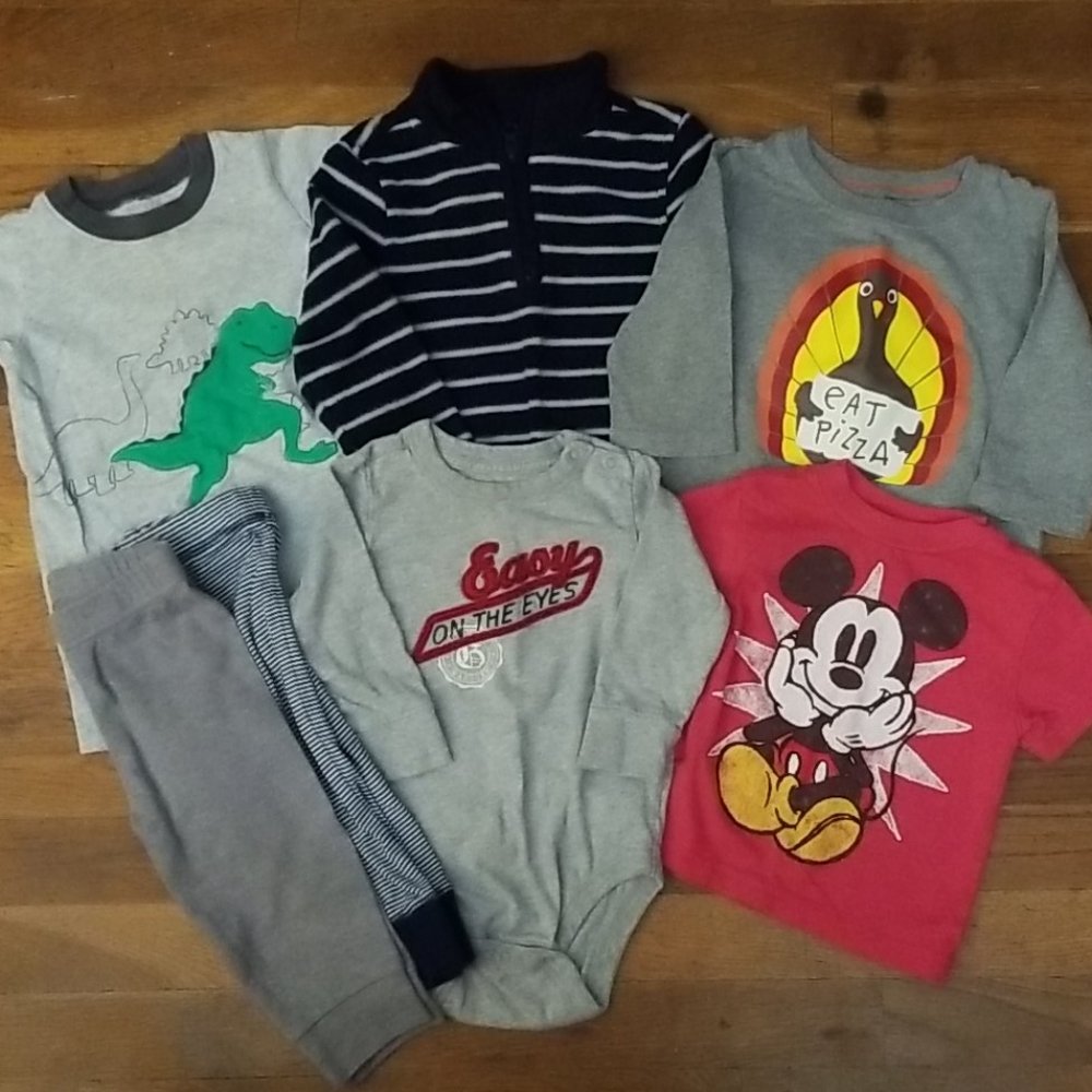 Bundle of shirts/pants/onsies - size 12 mon boy